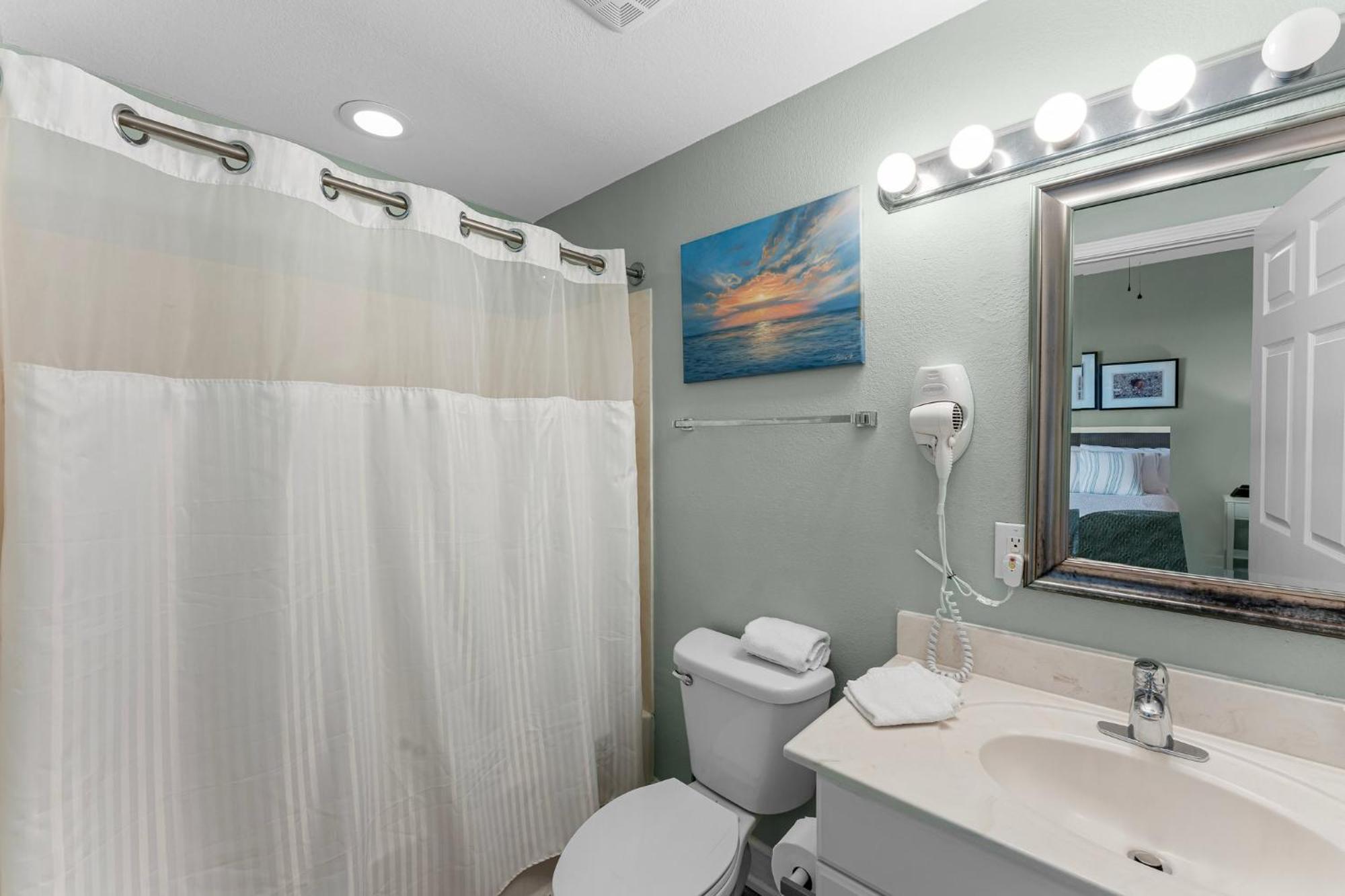 Stunning 3br Corner Tidewater Beachfront Condo! Sleeps 10! By Dolce Getaways Pcb! Apartment *