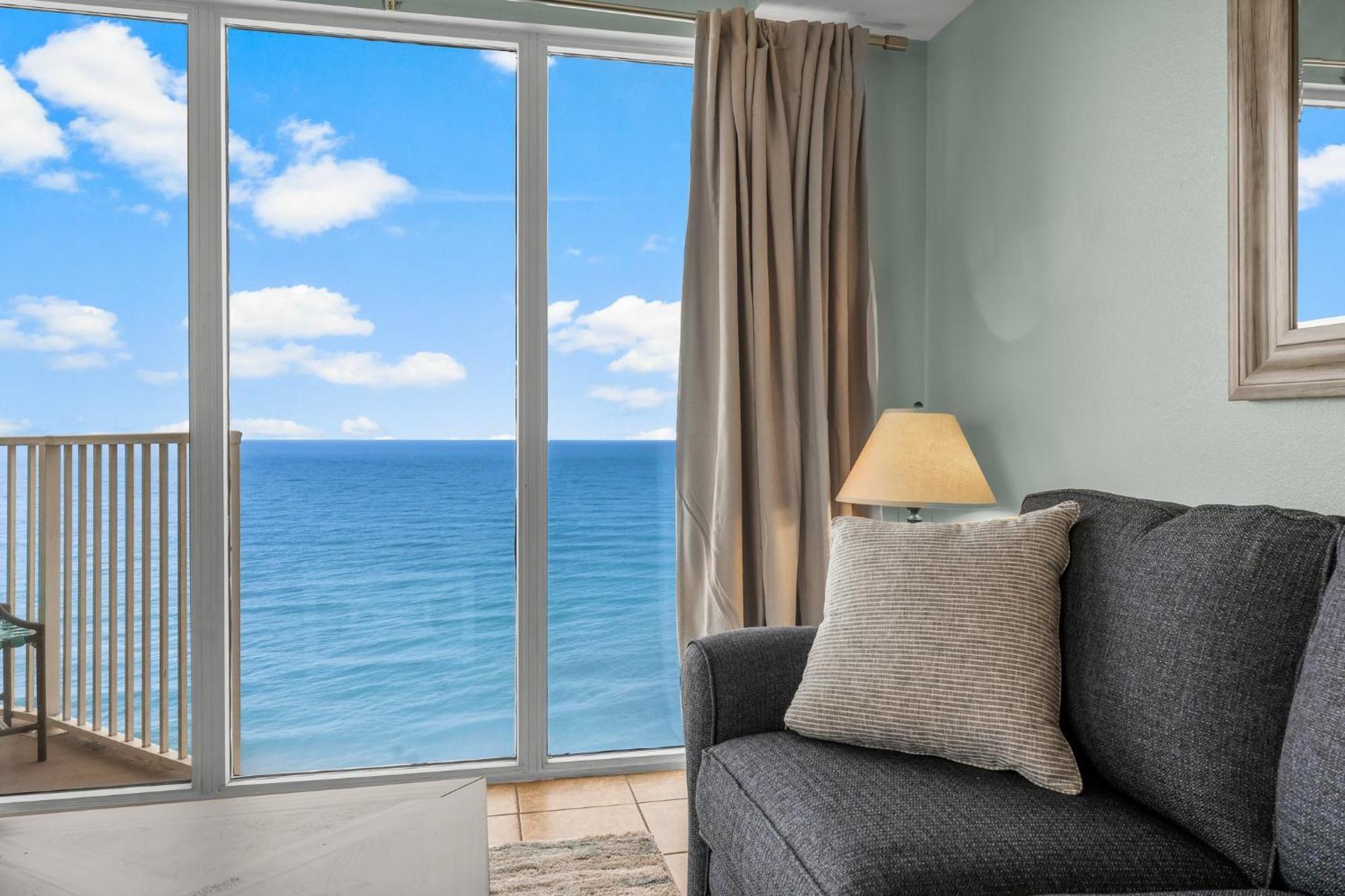 Stunning 3br Corner Tidewater Beachfront Condo! Sleeps 10! By Dolce Getaways Pcb! Apartment