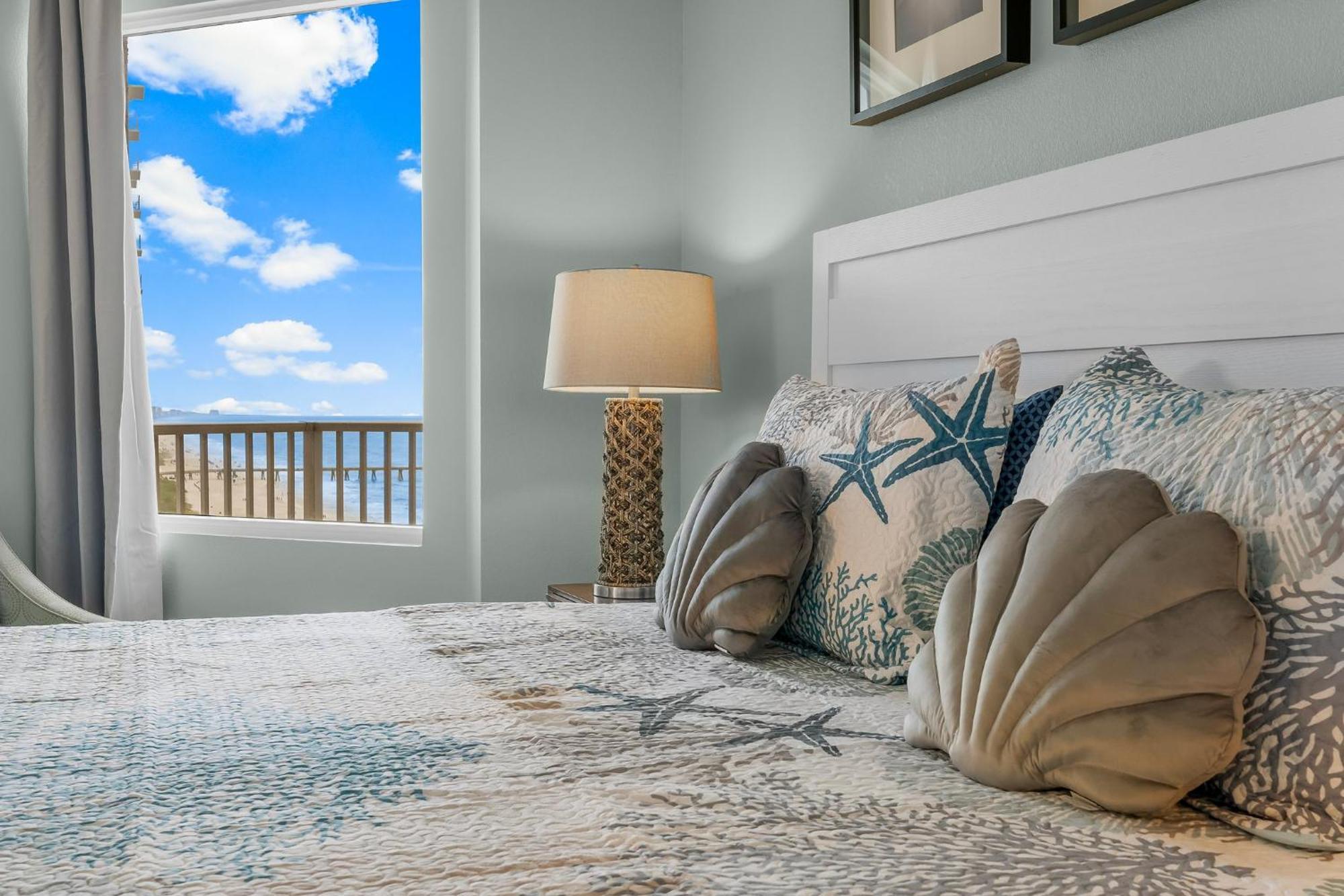 Apartment Stunning 3br Corner Tidewater Beachfront Condo! Sleeps 10! By Dolce Getaways Pcb! *