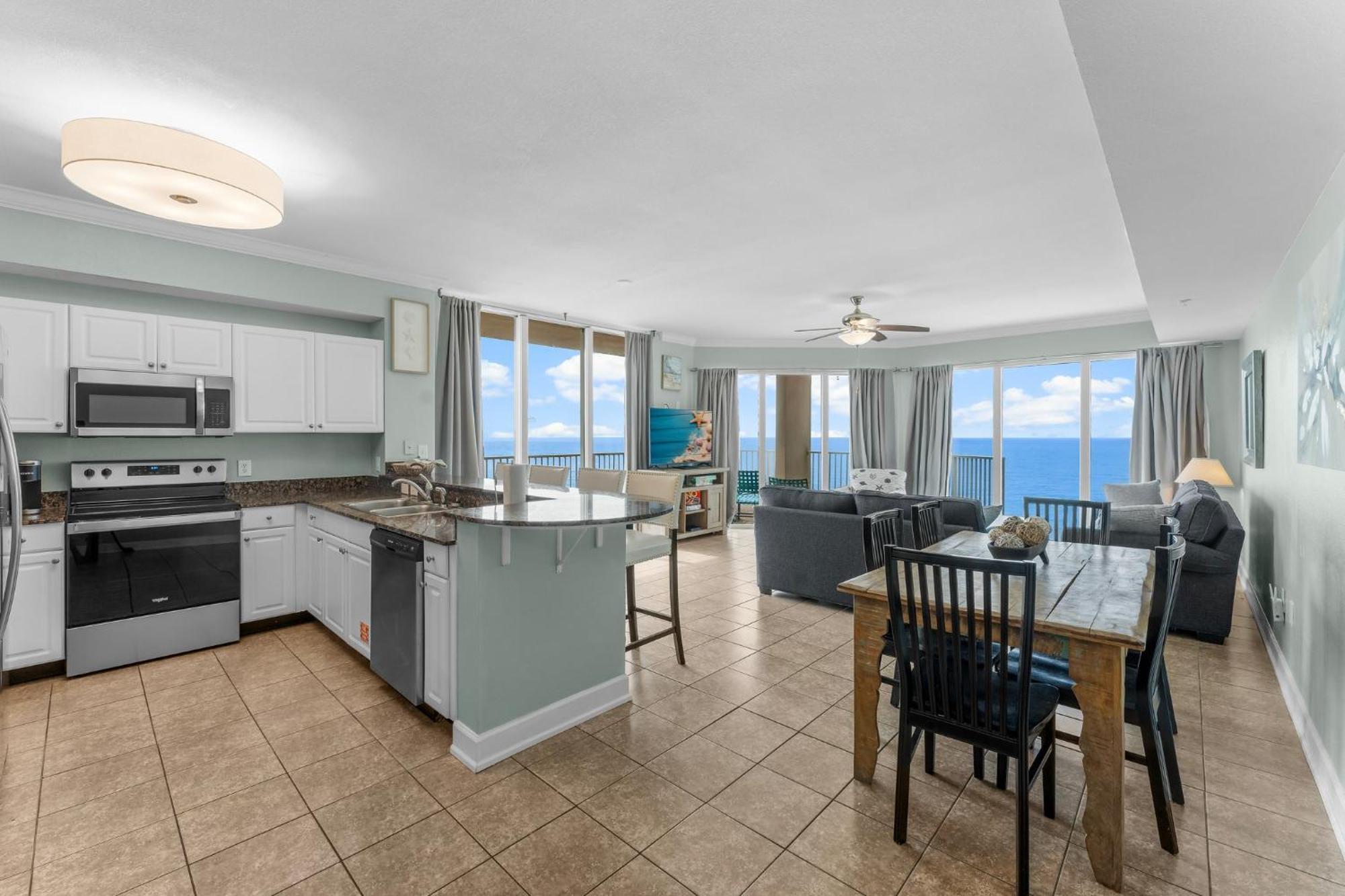 Stunning 3br Corner Tidewater Beachfront Condo! Sleeps 10! By Dolce Getaways Pcb! Apartment *